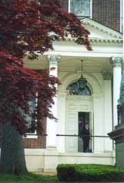 [photo, State House doorway, State Circle, Annapolis, Maryland]