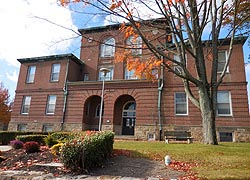 [photo, Old Main Building, Frostburg State University, Frostburg, Maryland]